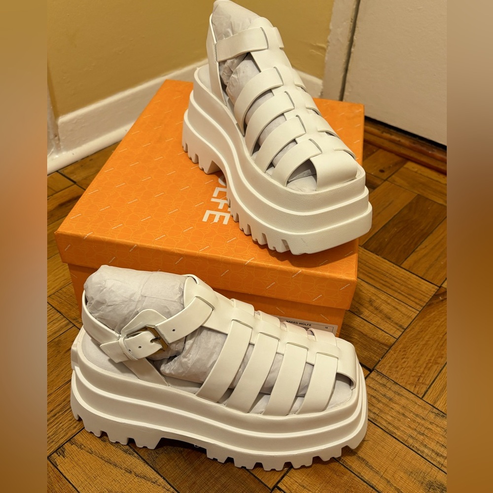 🔥🔥🔥🔥🔥Brand New 🔥🔥🔥🔥🔥